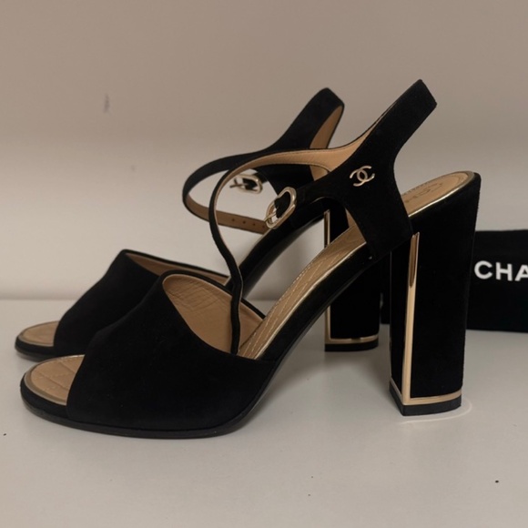 Chanel sandals size 39 - Picture 3 of 6